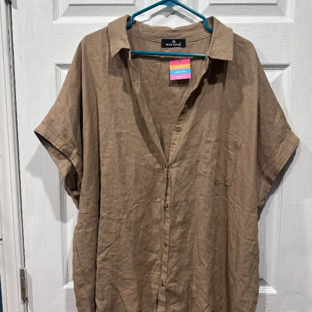 Khaki Two-Piece Shorts & Button-Up Set - Picture 3 of 8